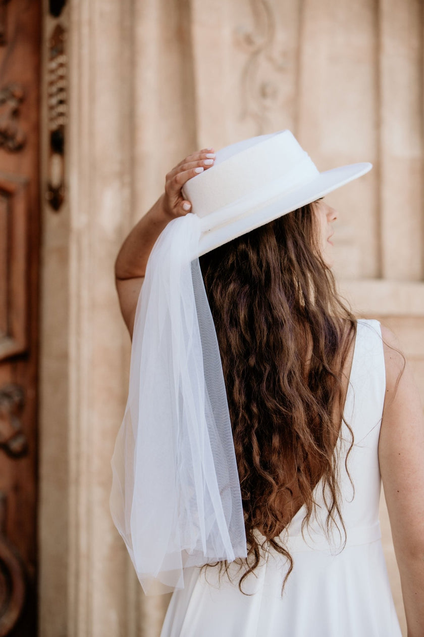 Alba - Hat - Madame a dit OUI