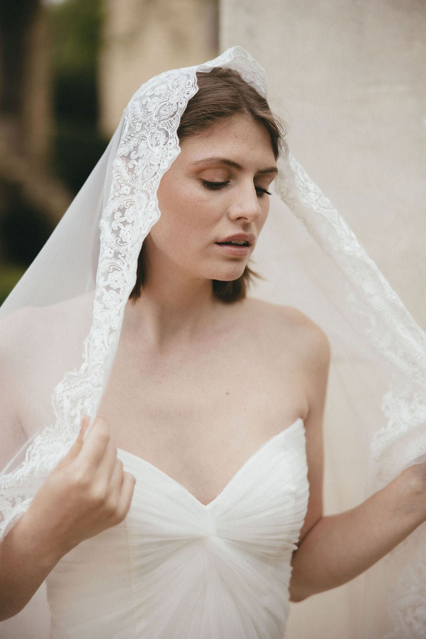 Constance - Veil - Madame a dit OUI