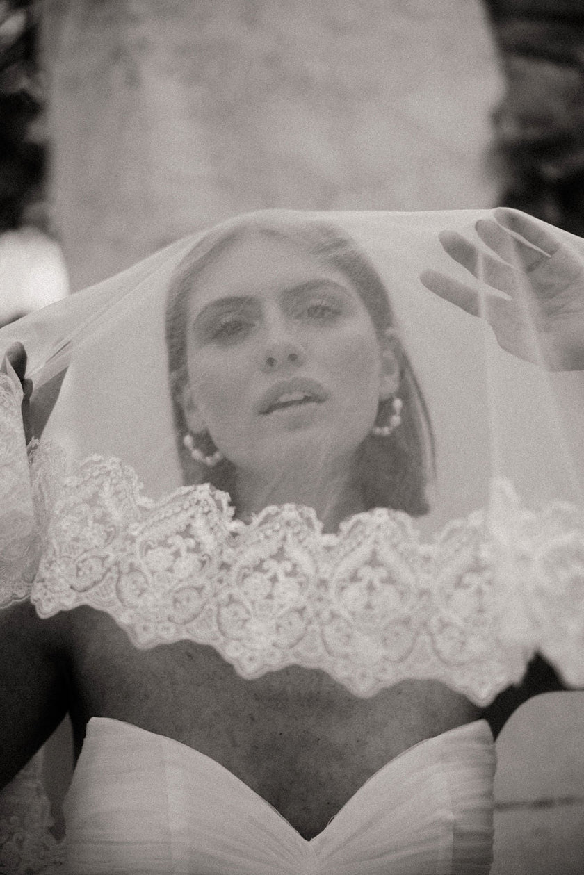 Constance - Veil - Madame a dit OUI