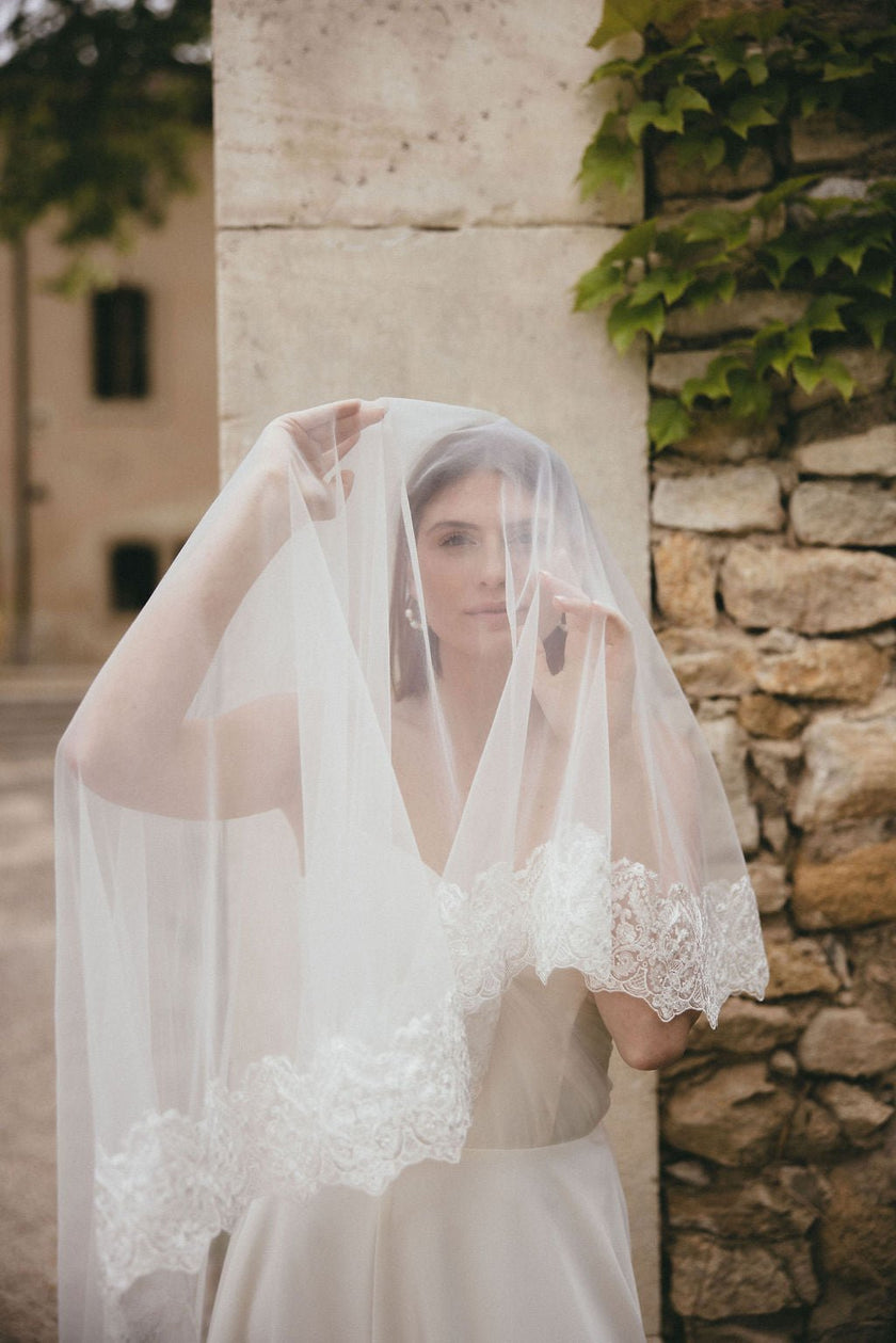 Constance - Veil - Madame a dit OUI